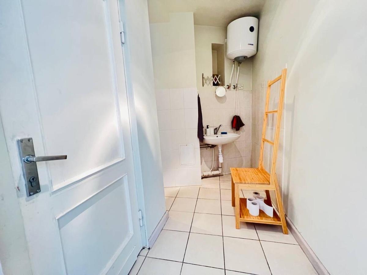Dome Square Apartment *
