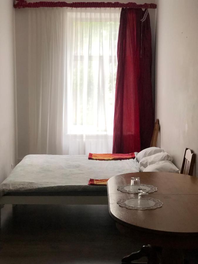 Aivisapartment Hostel