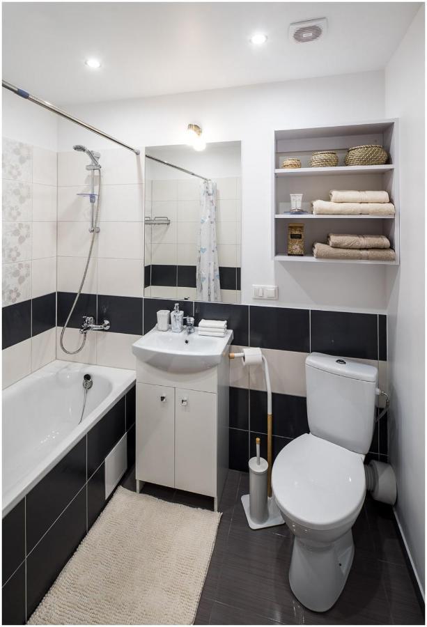 Inn Klijanu Street Design Studio In City Centre Riga