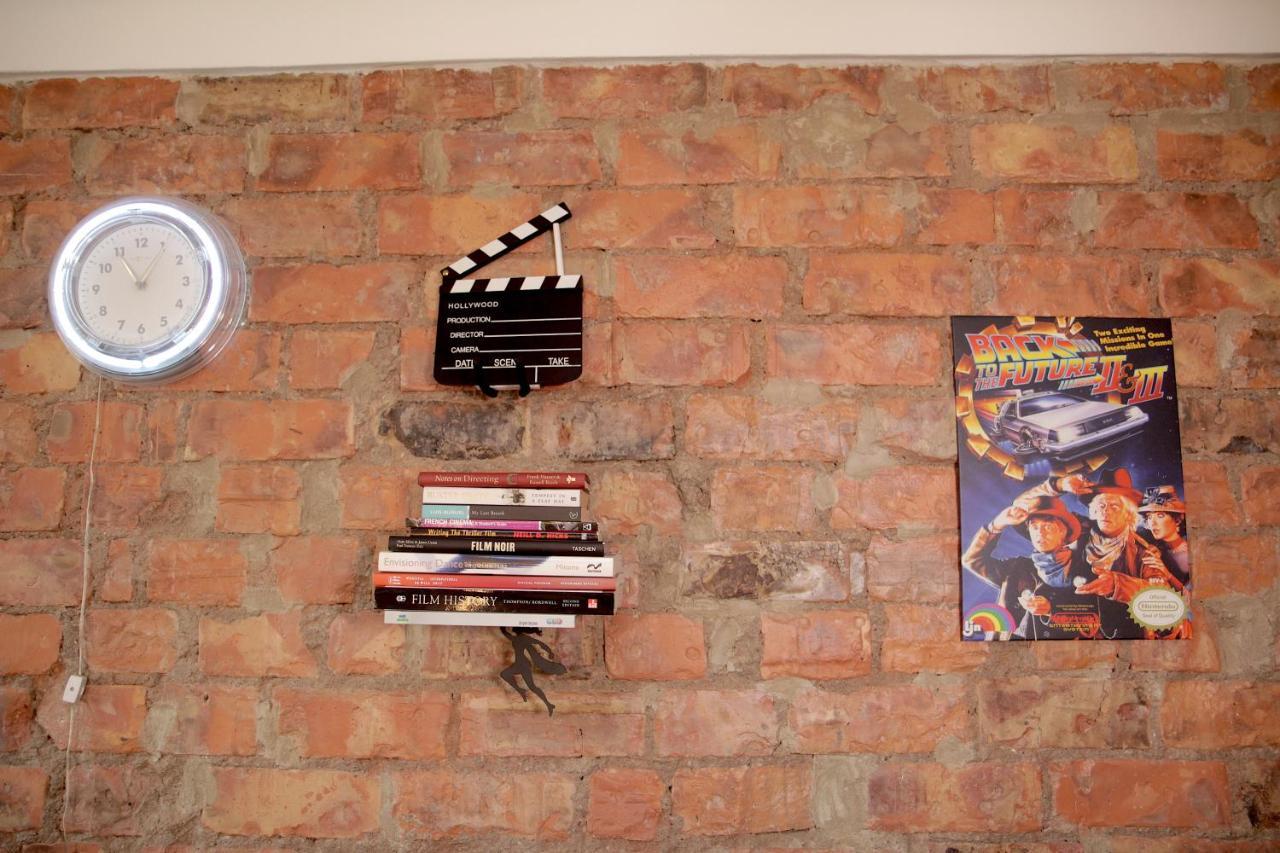 Apartment Mini Cinema & Movie With Ps5 Riga