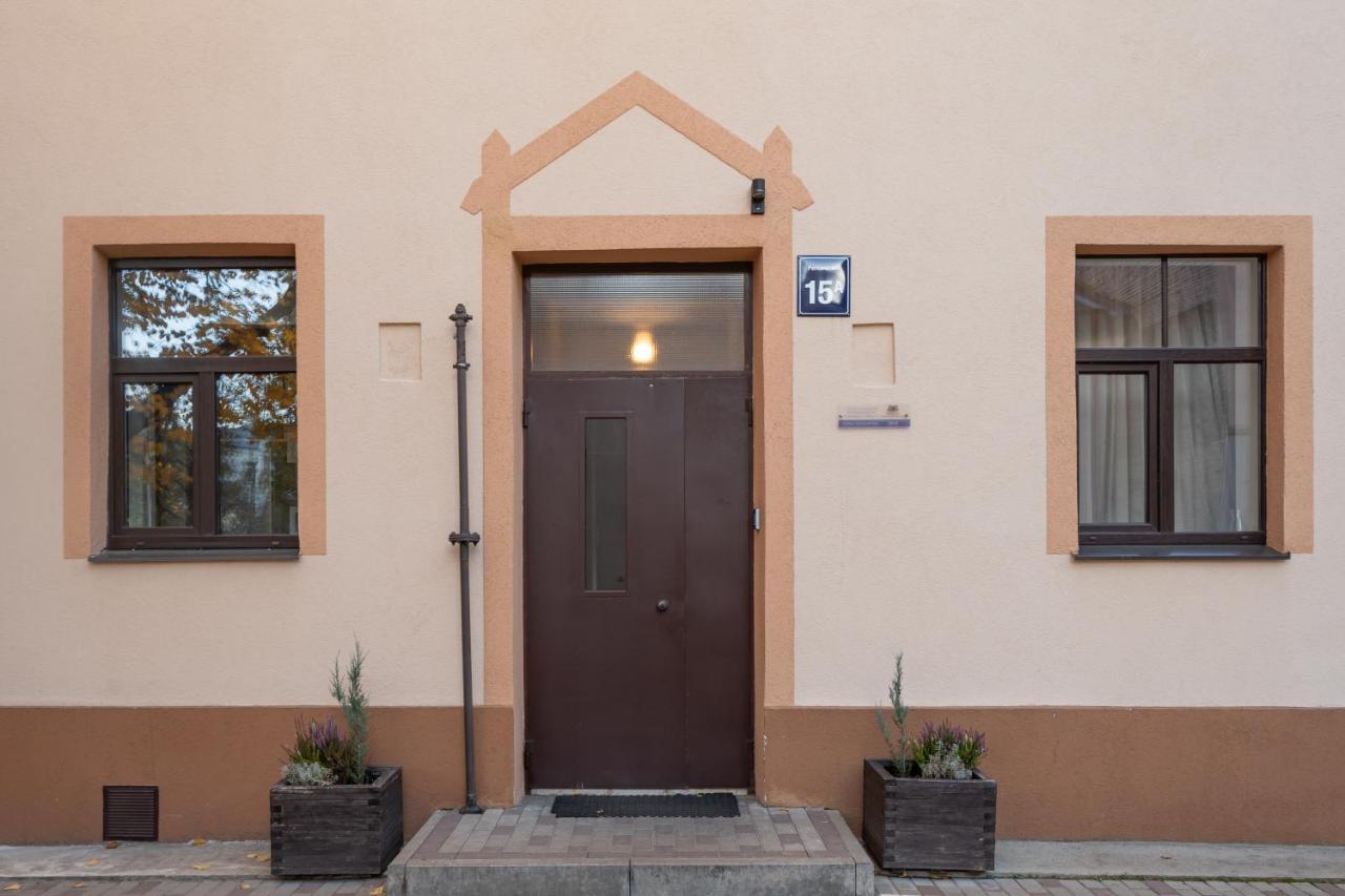 Stylish Latvian Classic 1-bedroom Near Center, Parks & Public Transport Links * Riga