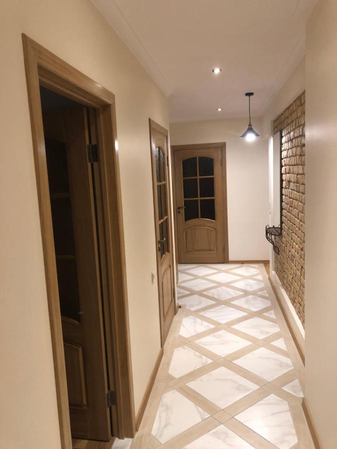 Riverside Embassy 2. Spacious/free Parking Apartment *
