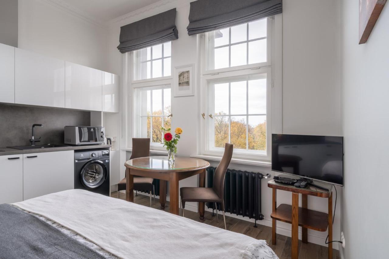 Apartment Library House 