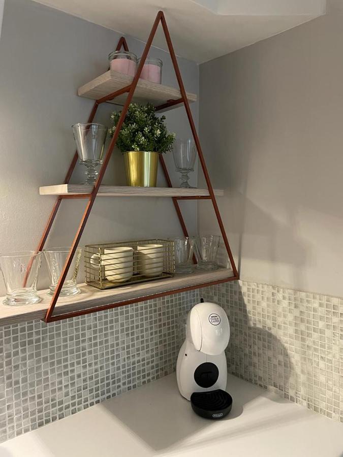 Budget Apartment In Old City