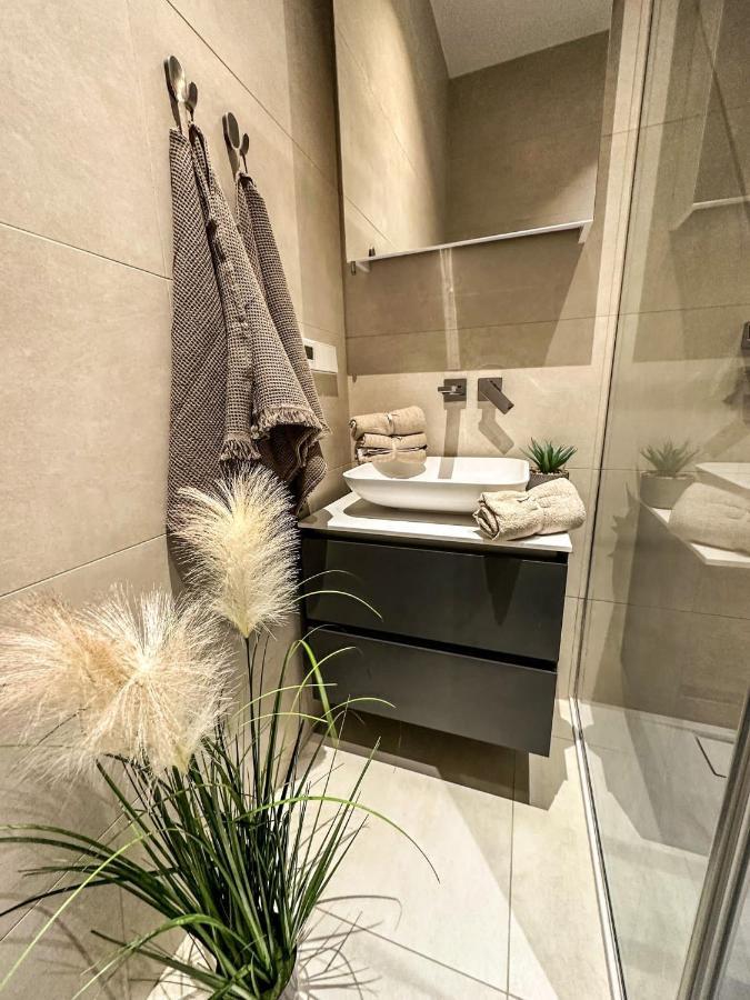 Center - Quiet - 5 Min To Old Town & Nflx Apartment Riga