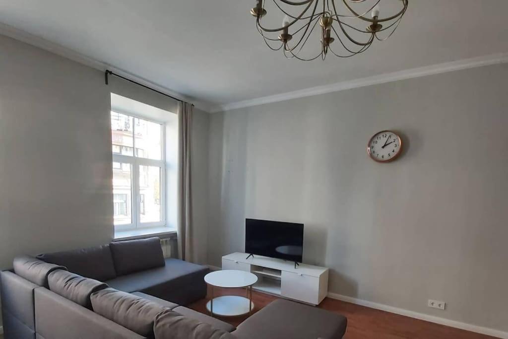 Spacious, 3-bedroom In Apartment Riga