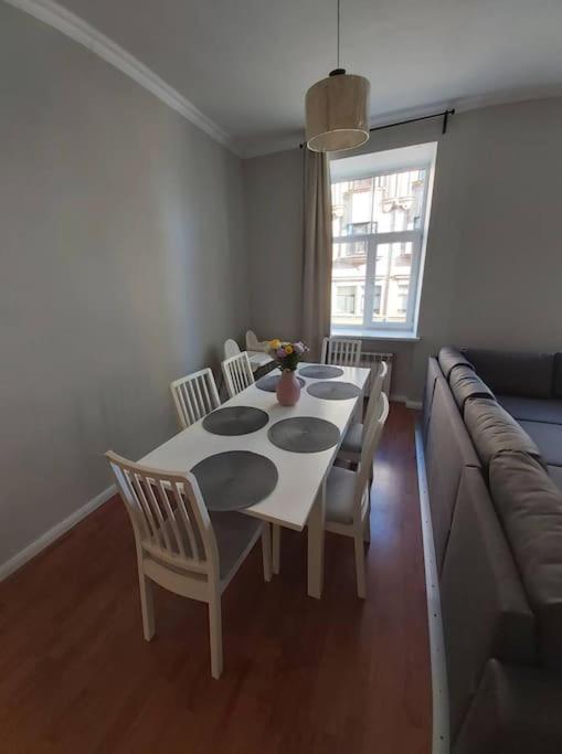 Spacious, 3-bedroom In Riga
