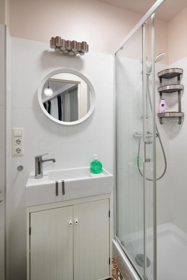 Old Smilsu Street Quiet One Bedroom Apartment *