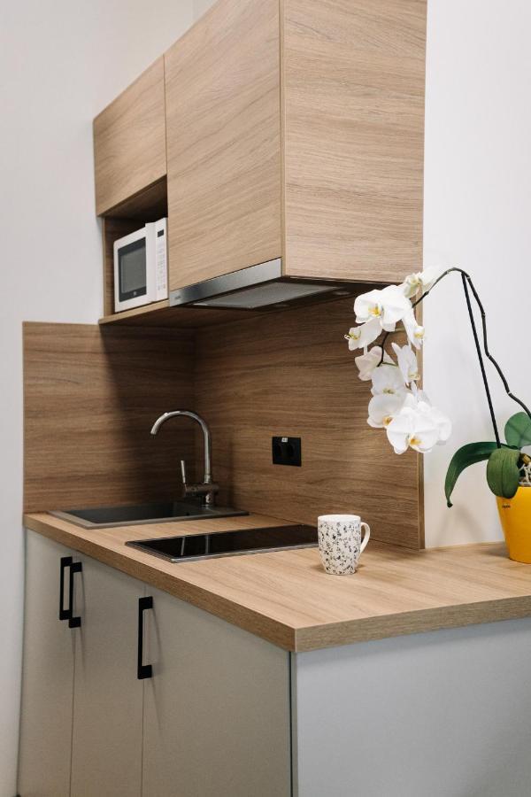 Vibrant Studios, - Sk Apartment