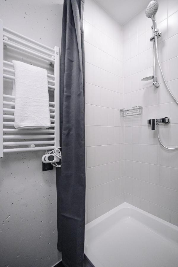 Apartment Vibrant Studios, - Sk
