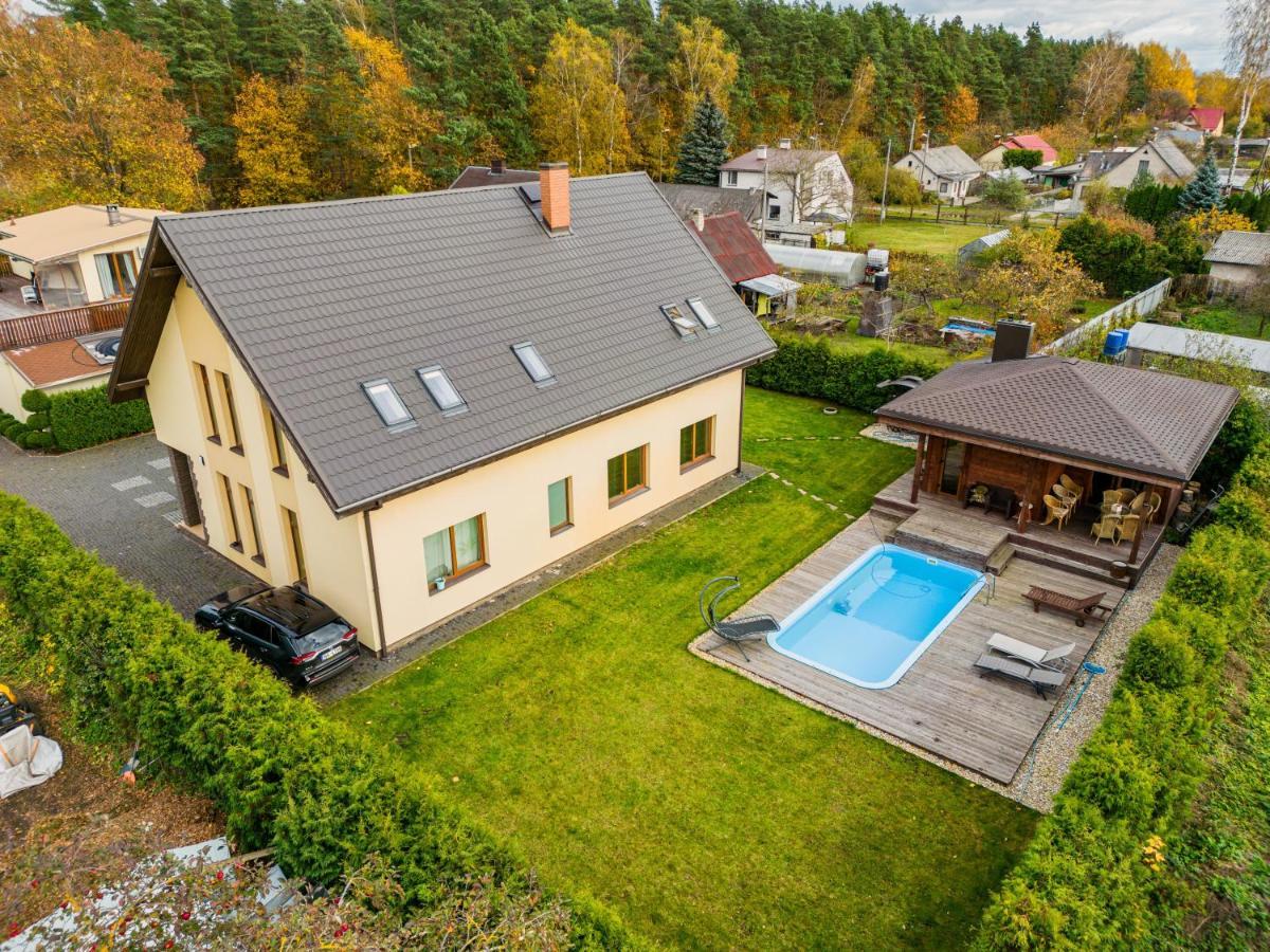 Amber Villa