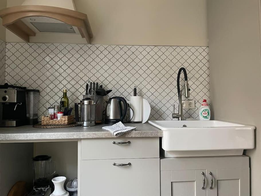 Căn hộ Elegant 1br/ba In Center W Free Parking Riga