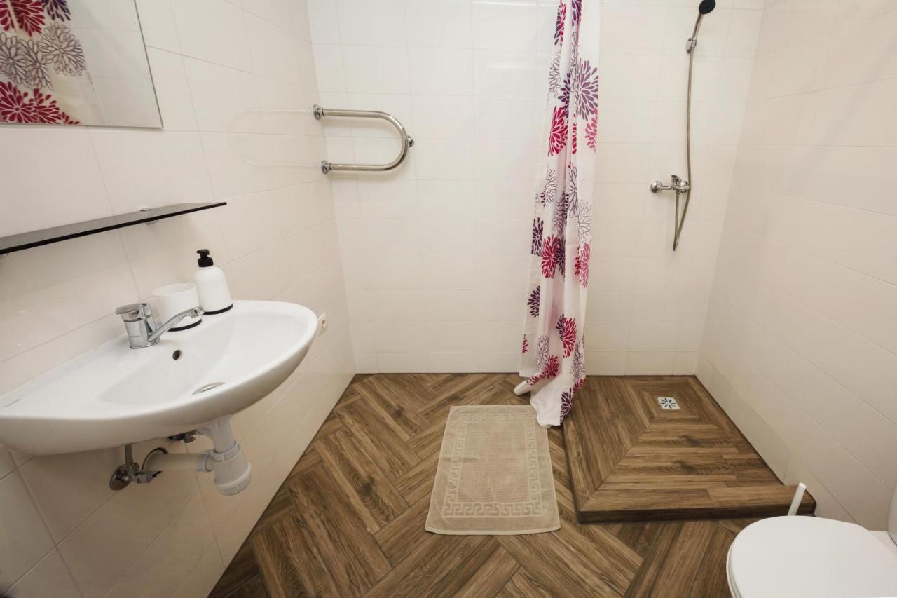 Rvr Smart Apart 203
