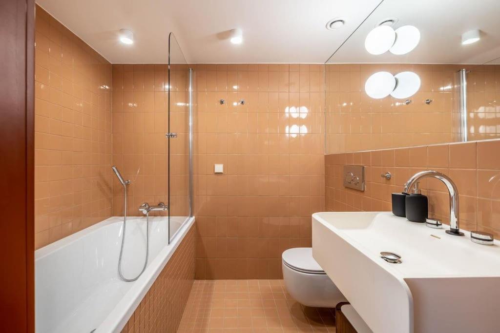Designer Loft In The City Center * Riga