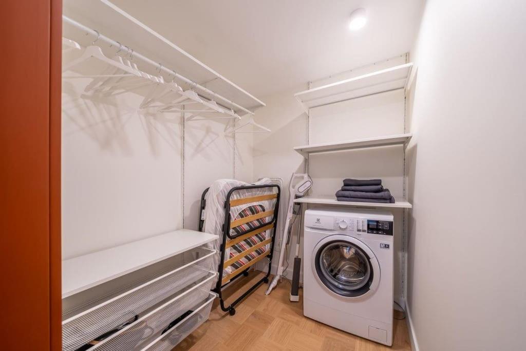 Designer Loft In The City Center * Riga