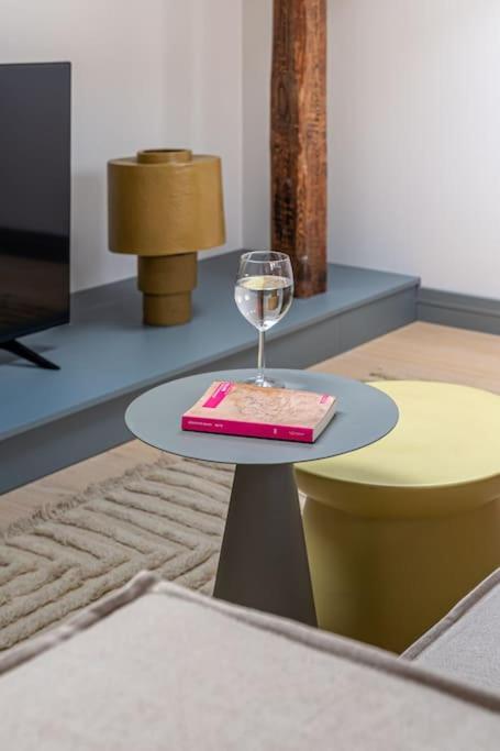 Bright Designer Mansard In City Centre * Riga