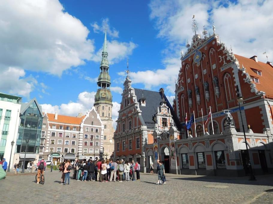 In Old With Elements And Character Of The Old Town *