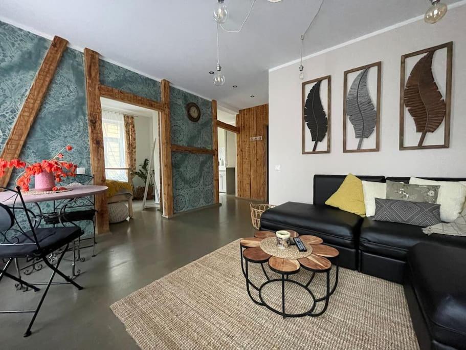 Elegant 1br/ba In Center W Free Parking