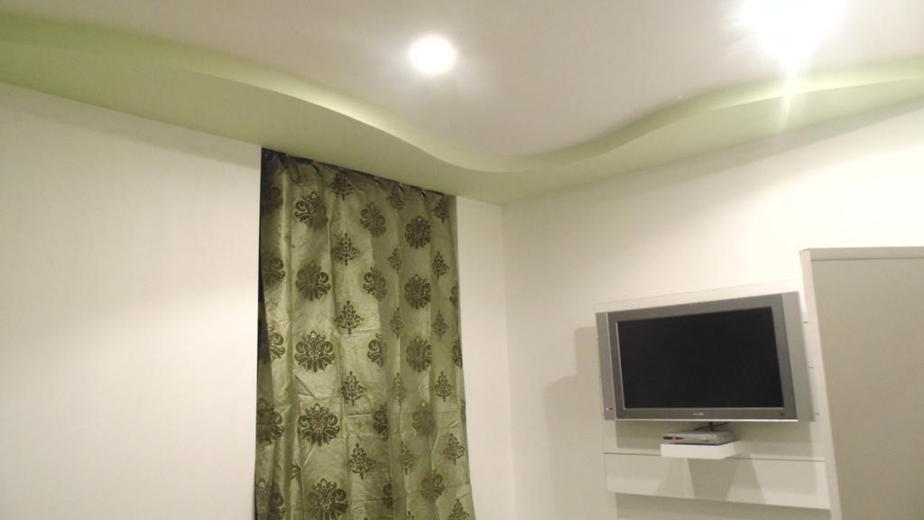 Atrium Hotel 2*