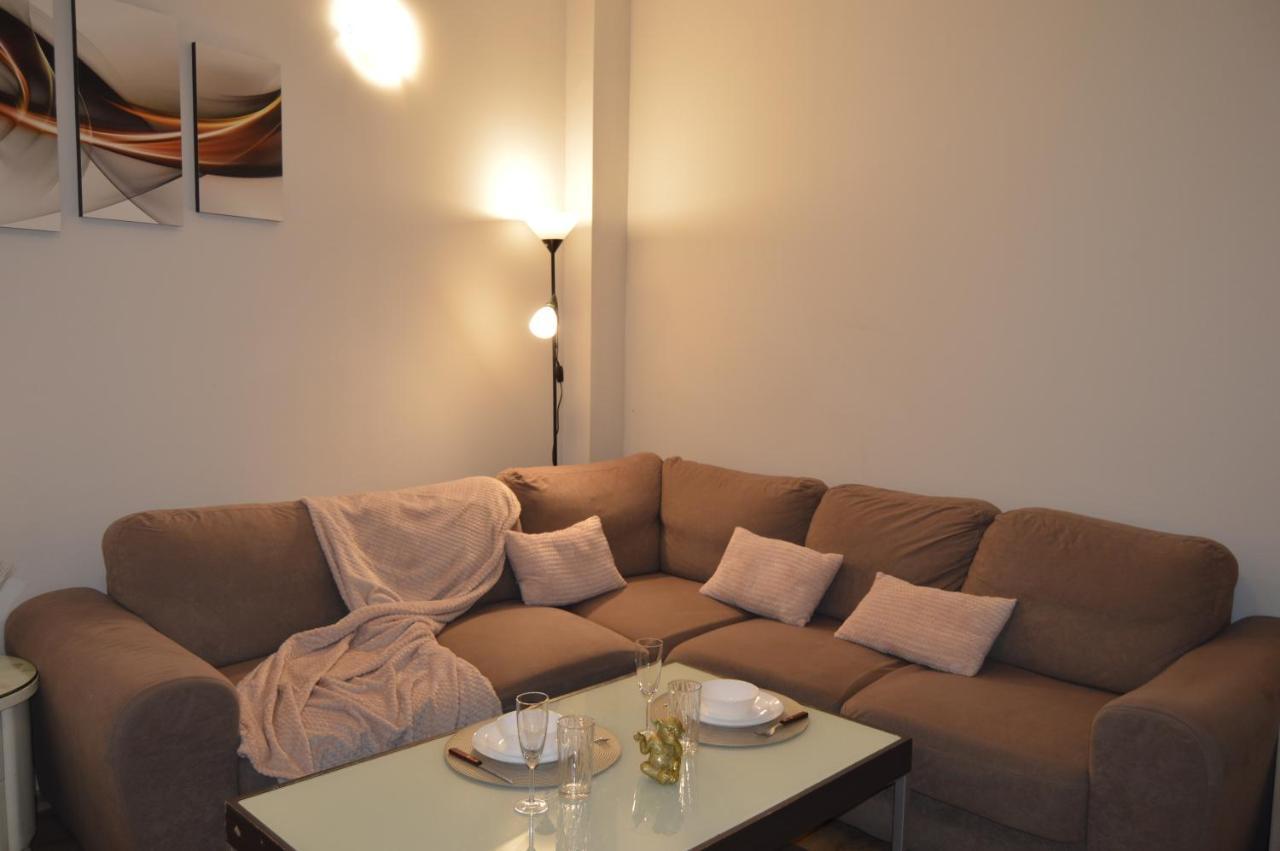 Romantic Apt-great Location- Center-free Parking-self Check-in- Old Town 20 Min Riga