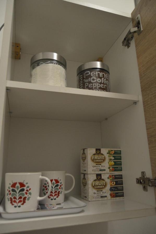 Romantic Apt-great Location- Center-free Parking-self Check-in- Old Town 20 Min Apartment Riga