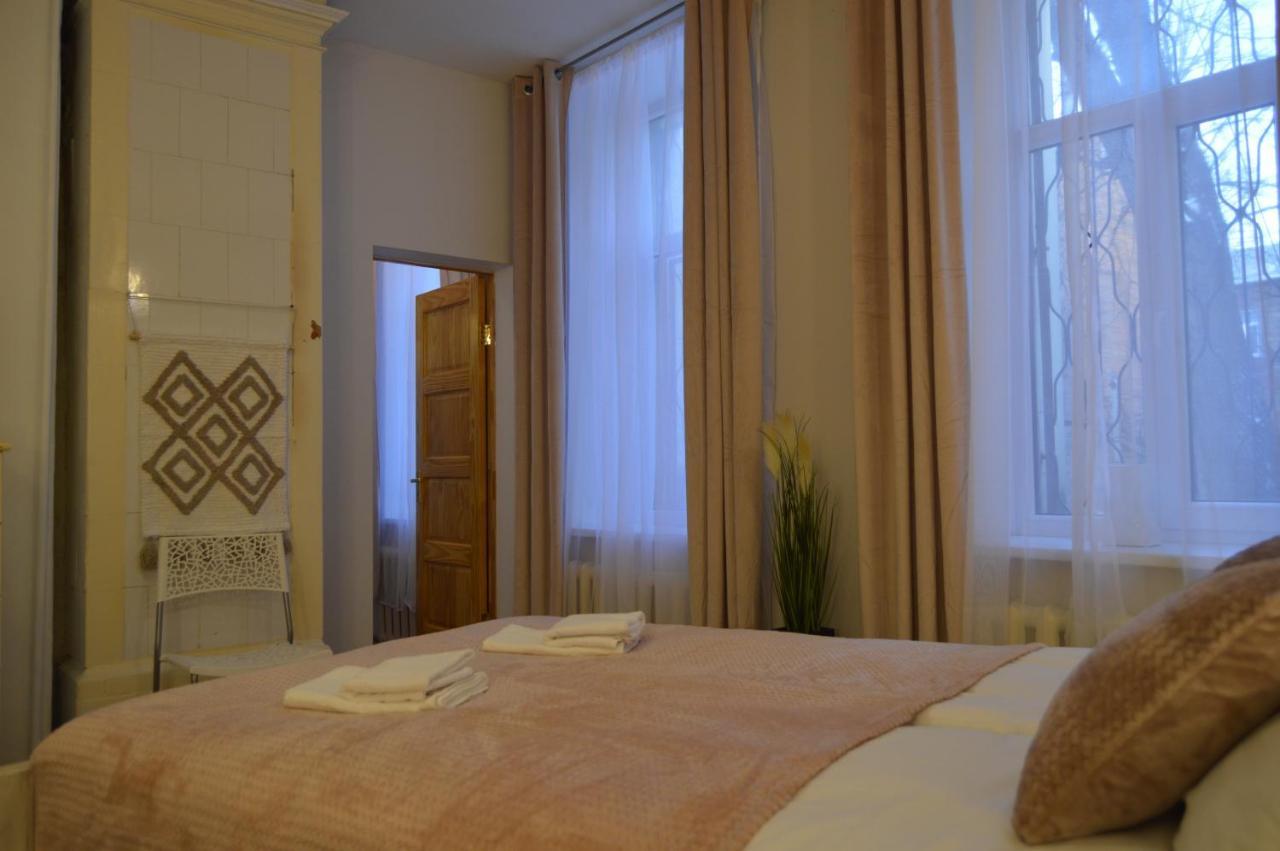Romantic Apt-great Location- Center-free Parking-self Check-in- Old Town 20 Min * Riga