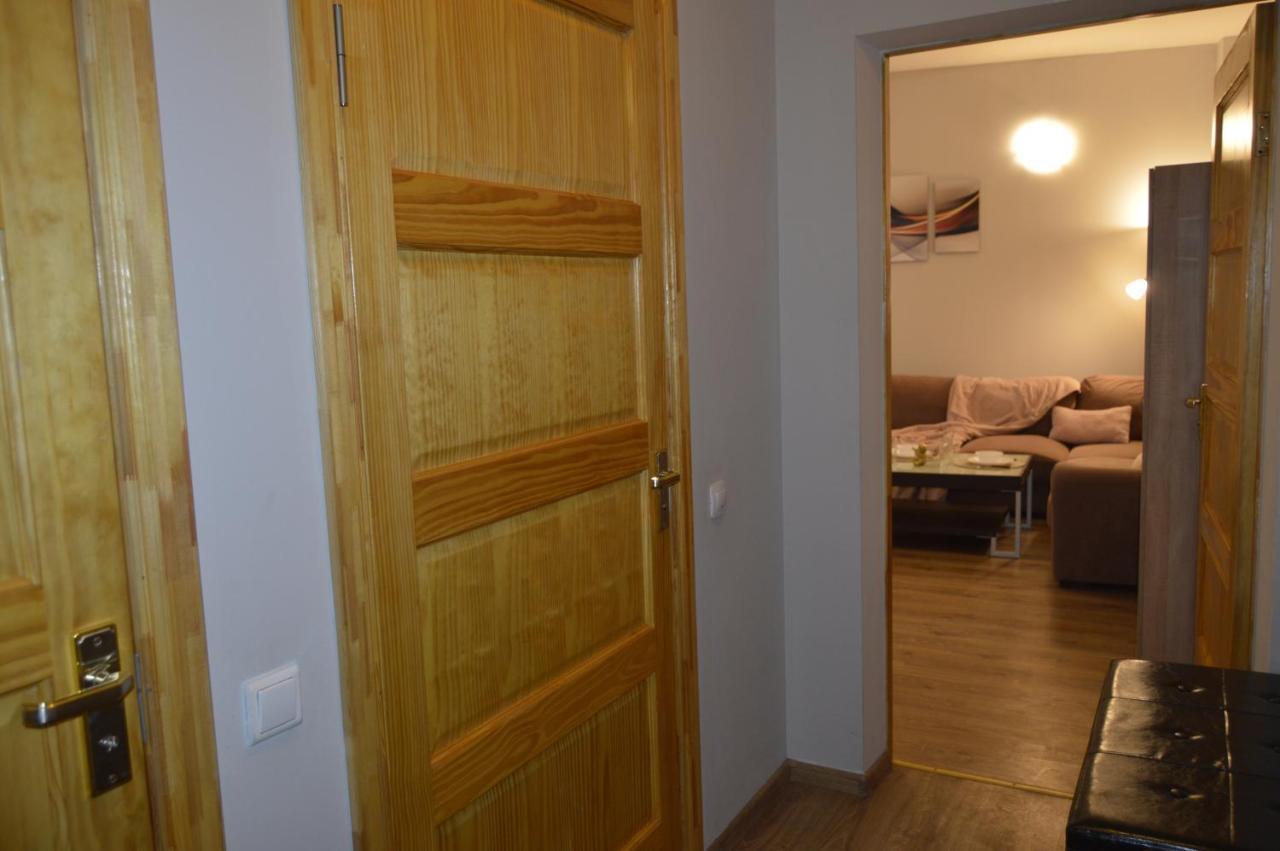 Romantic Apt-great Location- Center-free Parking-self Check-in- Old Town 20 Min * Riga