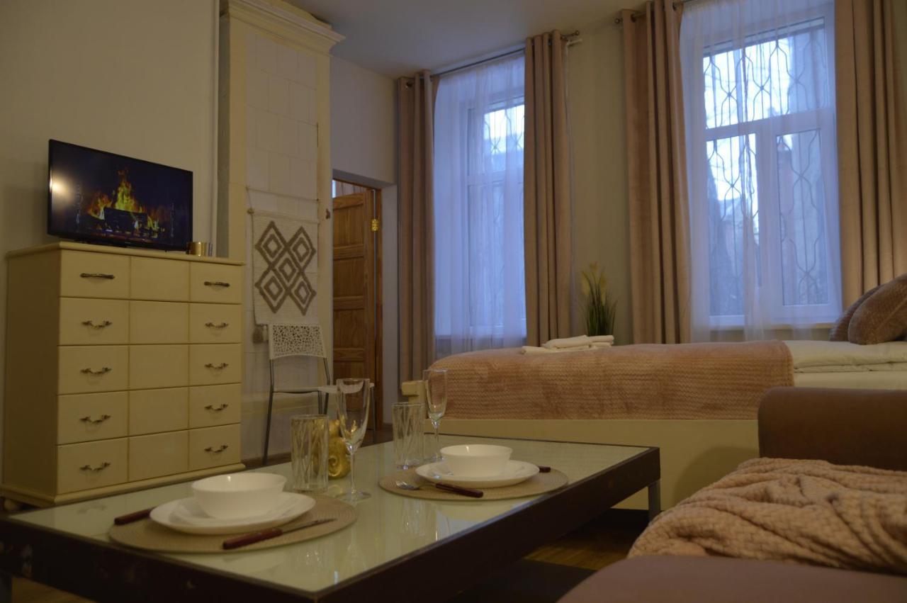 Romantic Apt-great Location- Center-free Parking-self Check-in- Old Town 20 Min Apartment Riga