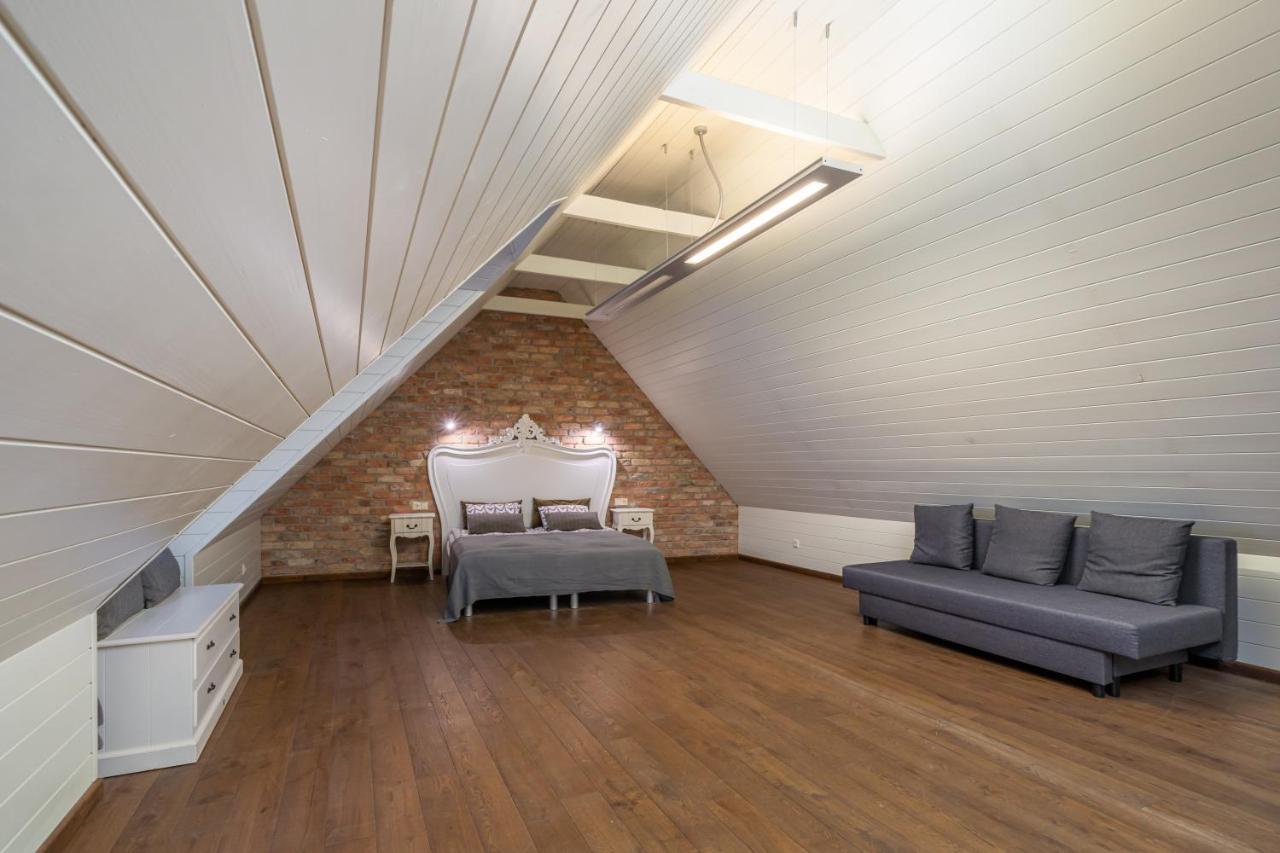 Enjoy Old Town Vibes In 1716 Laipu With 4 Stylish And 1 Penthouse