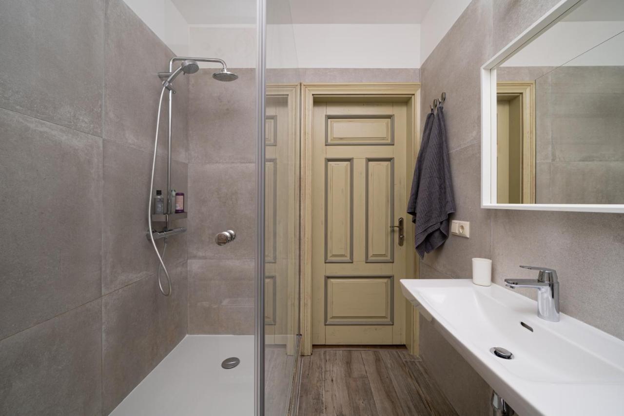 Enjoy Old Town Vibes In 1716 Laipu With 4 Stylish And 1 Penthouse * Riga