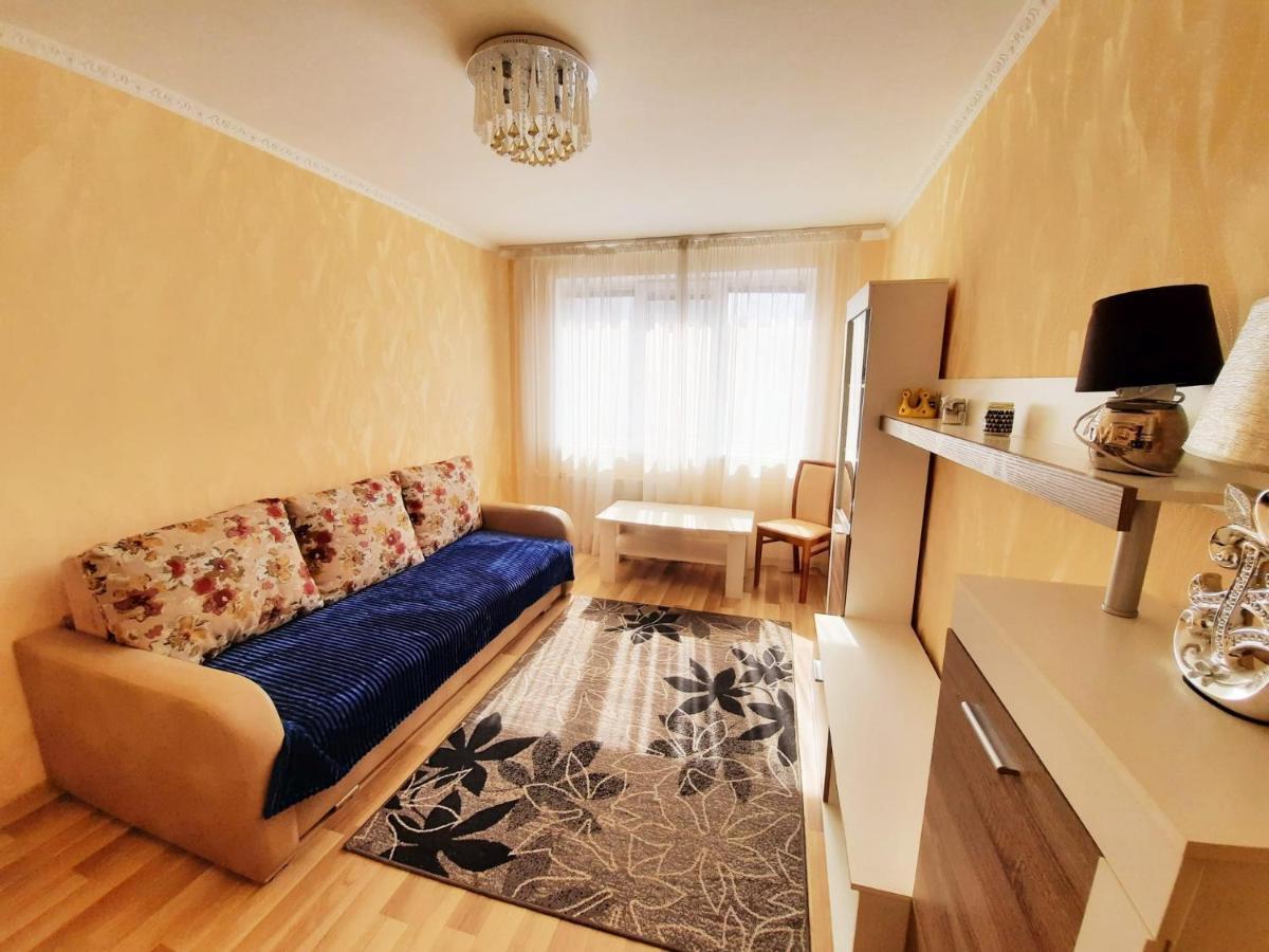 Apartment Dzenu *