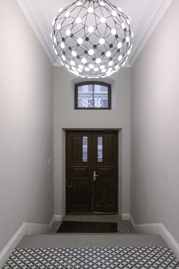 & Central, Specious, Superior Apartment, Brand New Dzīvoklis Riga