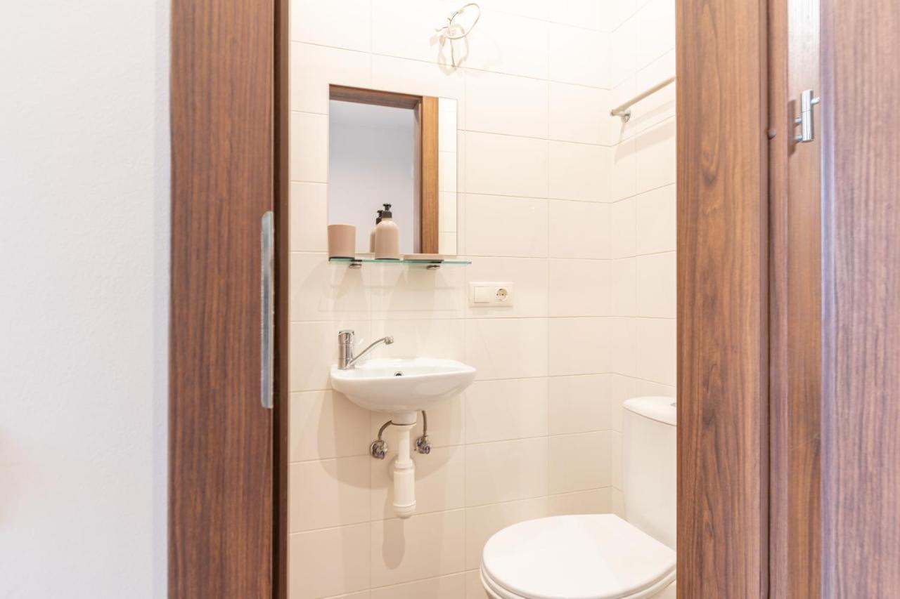 Rvr Smart Apart 311 Apartment