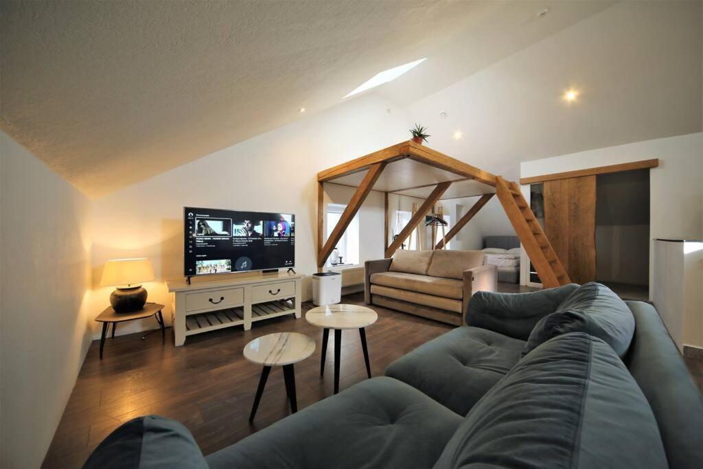 Apartment 3 Level In Old Town / Riga