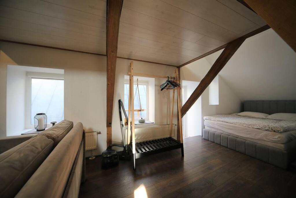 3 Level In Old Town / Apartment