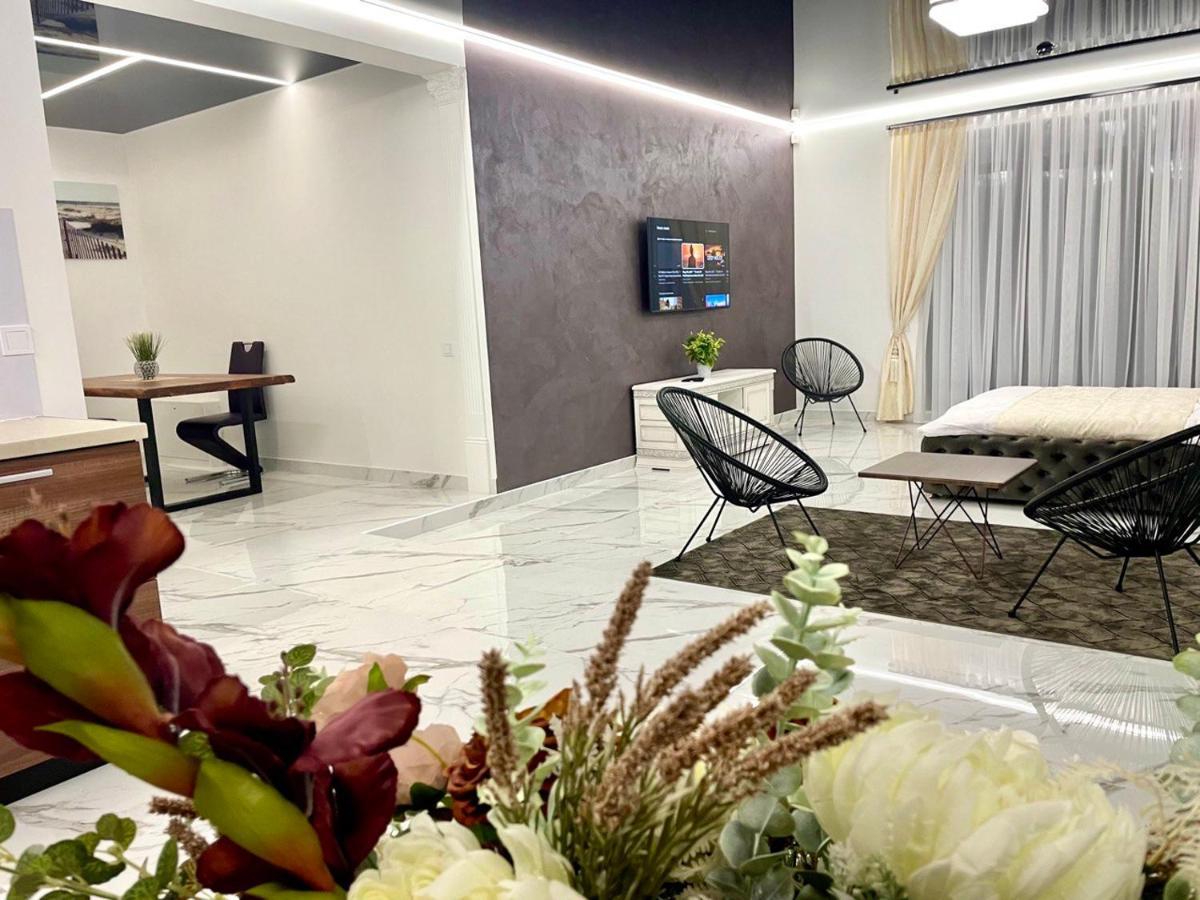 Grand Baltezers Apartment Riga
