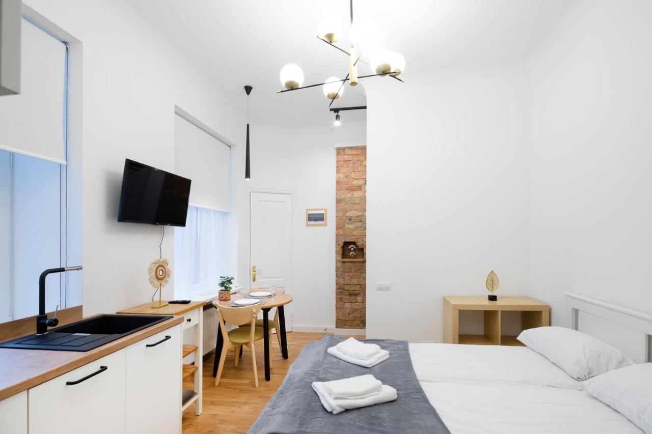 Aparthotel Brivibas House Design In City Center *