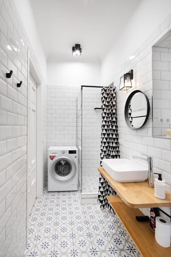 Aparthotel Brivibas House Design In City Center