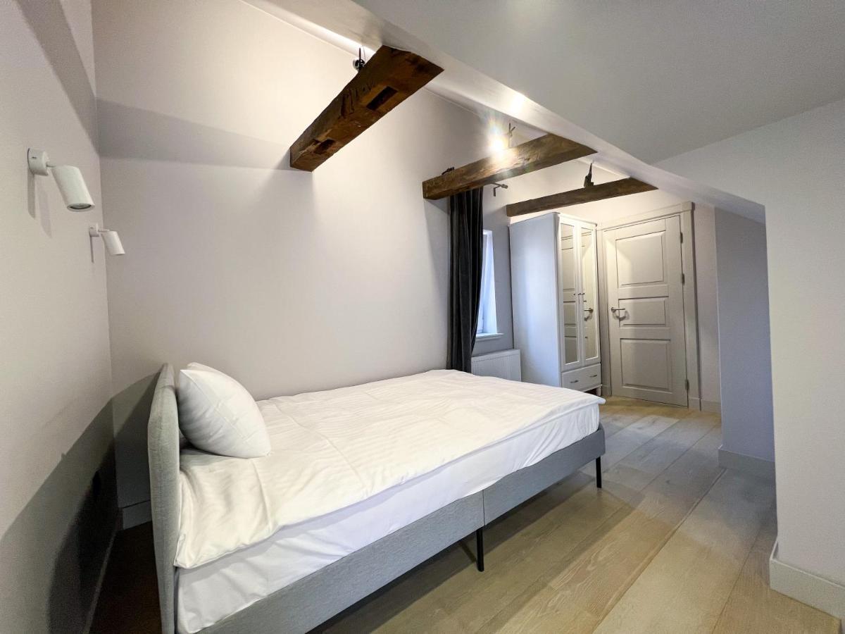 Old Attic Apartment *
