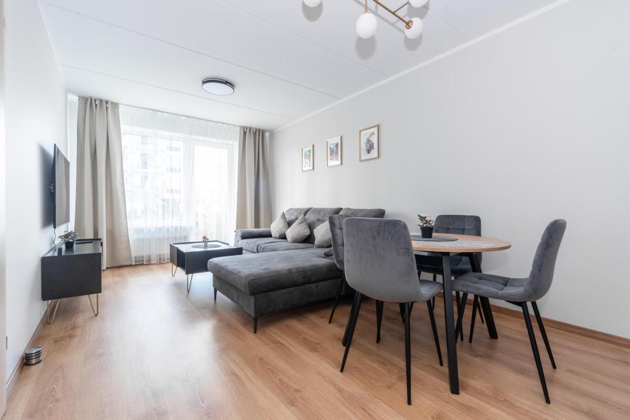 Cozy&chic - A Modern With A Garden Terrace Appartement