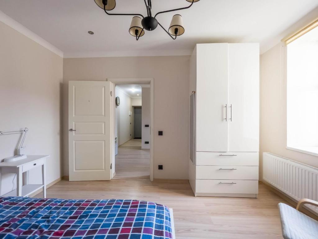 Apartment Be Like Your Home. *