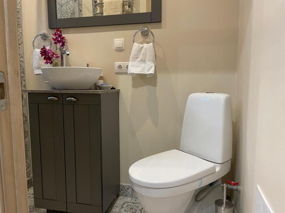 Pristine 1br In Center W/ Patio And Parking Apartamento *