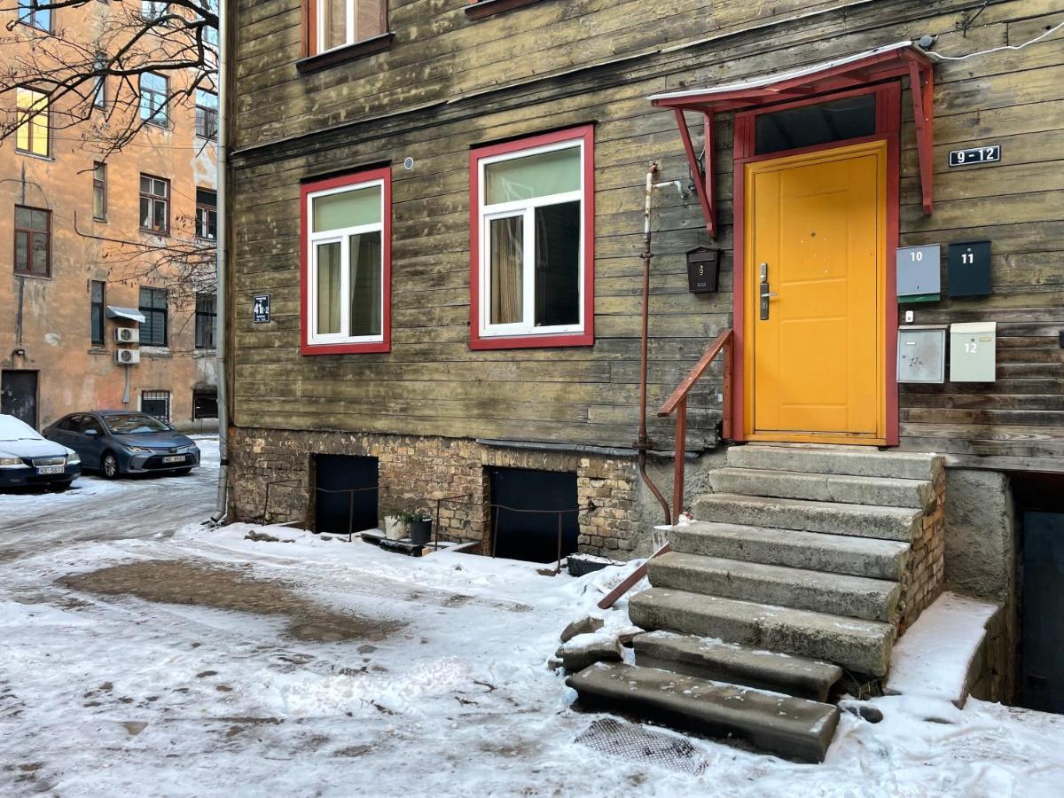 Pristine 1br In Center W/ Patio And Parking Apartamento Riga
