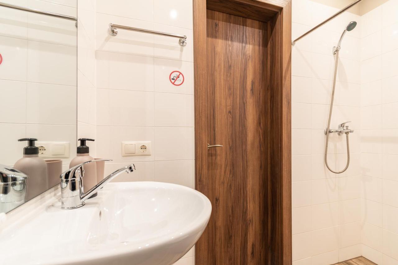 Rvr Smart Apart 204 Apartment