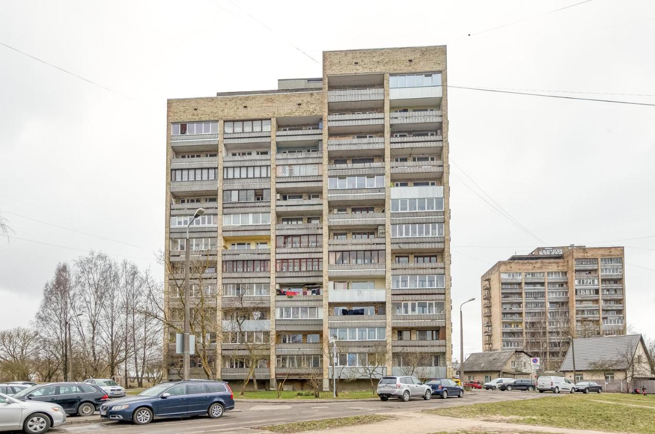 Dubnas Iela - 6 Riga