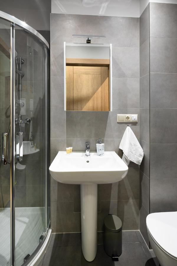 Leonardo Studio In City Center *