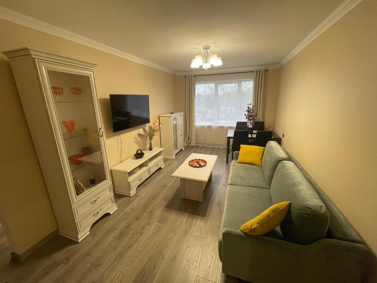 Apartment Moderns, Gaiss, Plass! A++ 3 Istabu Dzivoklis Riga