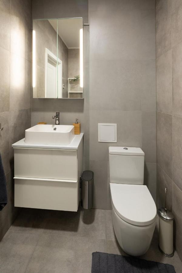 Old Cozy One Bedroom Huoneisto Riika