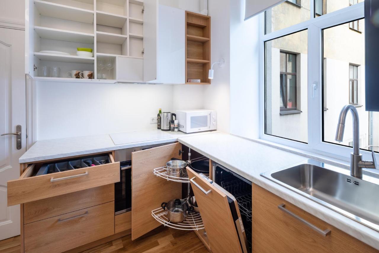 Brivibas House Design In City Center * Riga