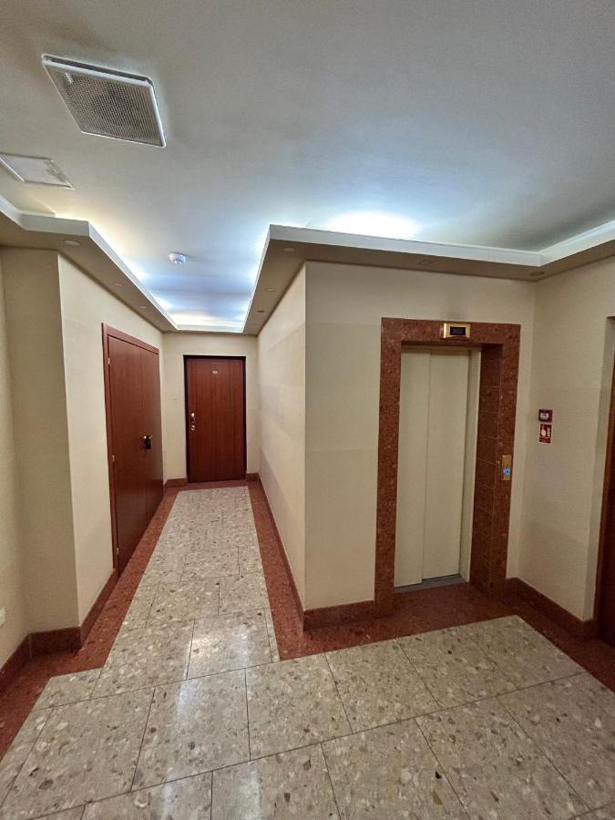 In The Heart Of Old Town Apartment *